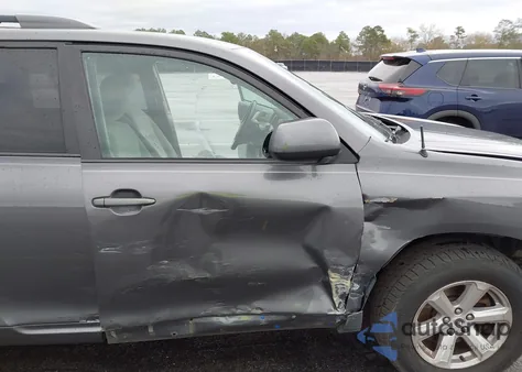 2010 Toyota Highlander Base V6 z USA, uszkodzony, nr VIN 5TDZK3EH2AS018936